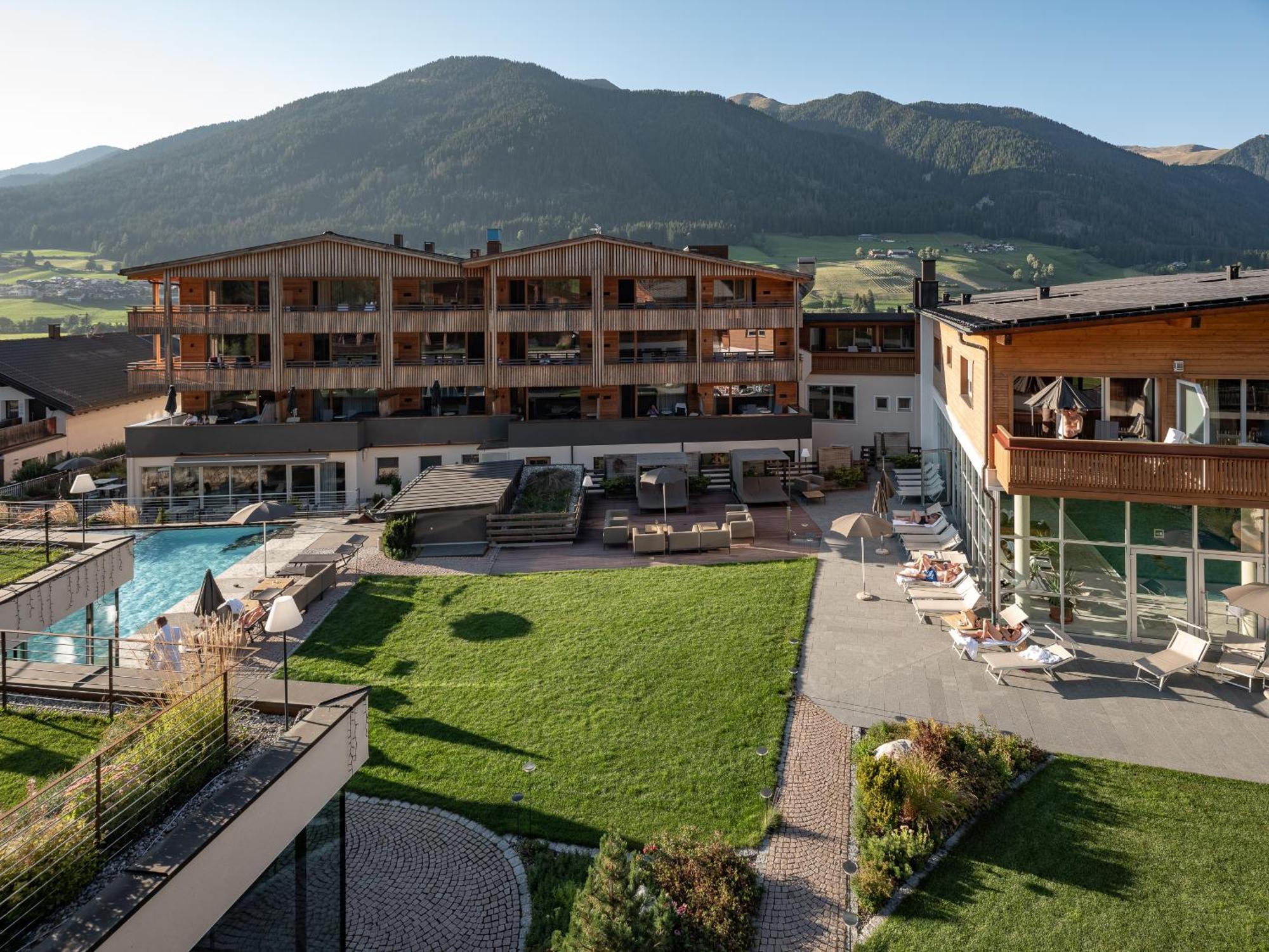Alpine Nature Hotel Stoll Planca di Sopra 外观 照片